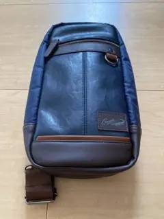 【新品未使用】クロコダイル　ボディバッグ