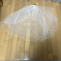 ホワイトフリルエッジウェディングベール