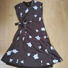 Item thumbnail for item 2255dbba-ad88-437f-9fc8-8e7ae9c26938