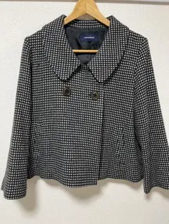 Hampsteadのショート丈Pコート