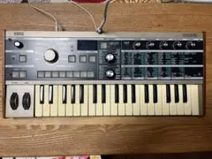 動作品 マイク 純正ハードケース付 KORG microKORG ヴォコーダー 動作品 マイク 純正ハードケース付 KORG microKORG ヴォコーダー