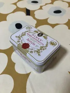 NINA'S MARIE ANTOINETTE 空き缶