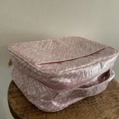 エスティローダーポ−チ