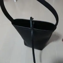 ブラックトートバッグ