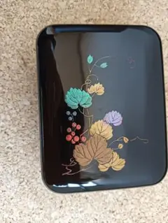 美品漆器小物入れ箱アクセサリー入れ印鑑入れ花柄デザイン収納ボックス