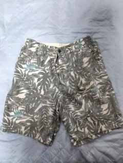 OP 葉柄ショートパンツ