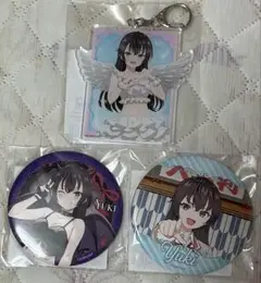 ロシデレ　くじ引き堂　アクリルキーホルダー1個と缶バッジ2個のセット