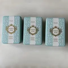 お菓子缶　水色