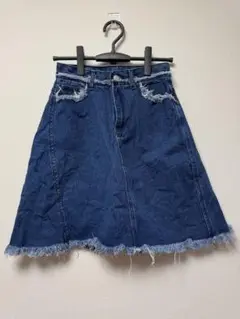 夏服セール！　レディース　デニムスカート　ダメージ　フリンジ　Mサイズ
