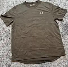 Under Armour ブラック ワンポイントTシャツ XLサイズ
