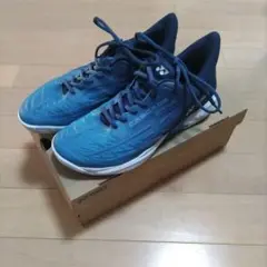 YONEX パワークッションカスケードドライブ 27.5cm クリアーブルー