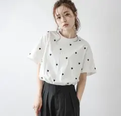 ハート刺繍 半袖Tシャツ ホワイト