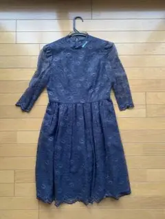 【美品】ユニバーバルミューズ　レース　膝丈ワンピース