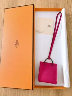 エルメス サックオランジュ ショッパーチャーム ローズメキシコ