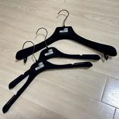 LOVE MOSCHINO 別珍ハンガー 3本セット