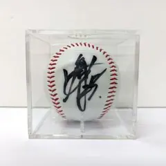 ジャイアンツ　岡本和真 サイン入りボール＆カードセット　いずれも直筆 岡本和真 28周年記念サインボールとGIANTS坂本勇人サインボール