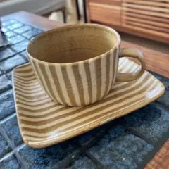 Item thumbnail for item b6da1f5d-184b-42d5-8005-7e1fa348df75