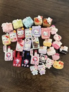 キティちゃんデコパーツ、置物