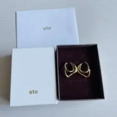 ピアス
