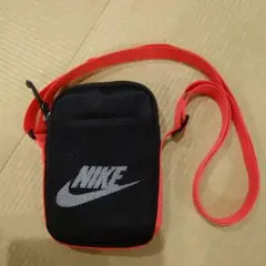 Item thumbnail for item 9a215657-d1e3-4add-aa3c-85c8d0e90355