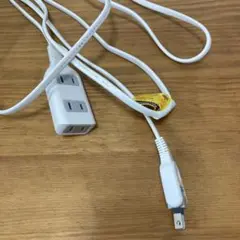 ホワイト 3口延長コード　125V 15A 3M