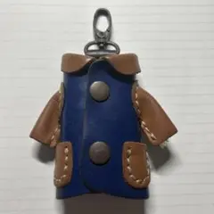コート型レザーキーケース
