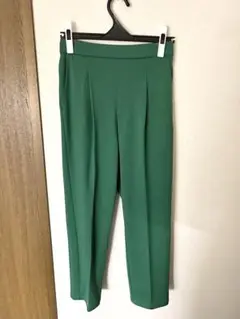 ルノンキュール　ポンチテーパードパンツ　緑