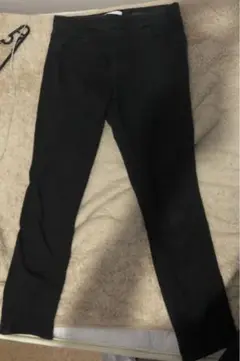 H&M スキニーパンツ 黒色 EUR 42P