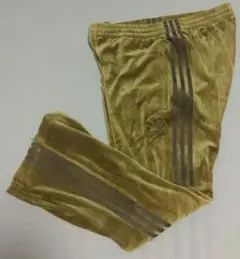 Item thumbnail for item 30436fb1-cfc0-4406-86c5-41836e703947