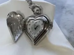 Item thumbnail for item 9db0a2ba-0bbb-4bb4-a81f-60e266b4df35