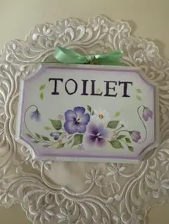トールペイント作品　パンジー柄　toiletボード