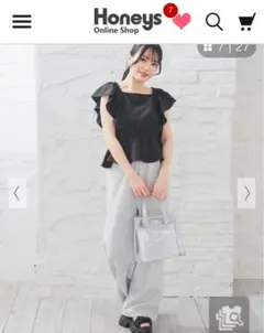 最初お値下げ　新品　ハニーズ　フリルブラウス　ブラック　Mサイズ♪