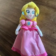 ピーチ姫　人形　ユニバーサル