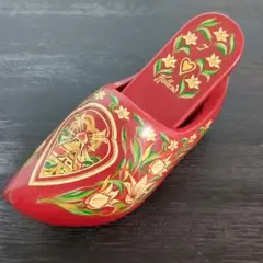 オランダの木製スリッパ型ブラシ