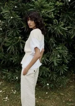 【ZARA】ウエストリボン付きホワイト ニット Tシャツ M
