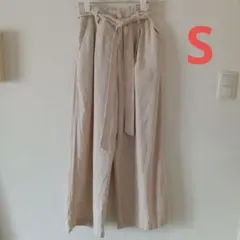 ユニクロ　ベルデッドリネンコットンワイドパンツ（標準丈68cm）