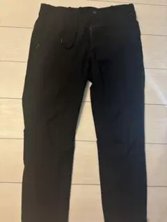 ニューバランス　MET24 スキニーパンツ