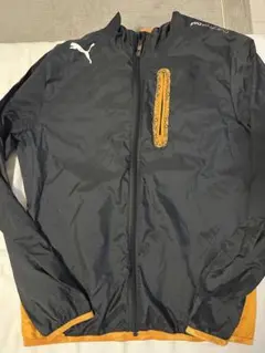 PUMA ナイロンジャケット 黒/オレンジ