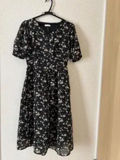 花柄半袖ワンピース