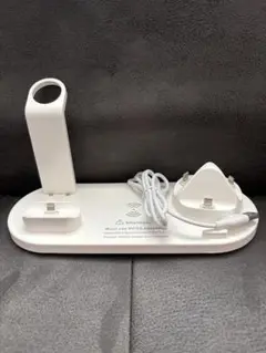 【ホワイト充電器 スタンド型 USBケーブル付き】