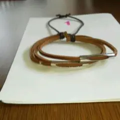 ￥300。ミサンガお買い得。