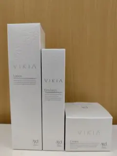 AXI VIKIA クリーム、ローション、エマルジョン3品セット img_mv.webp