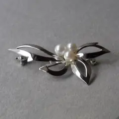 MIKIMOTO/ミキモト ブローチ 3粒のパール NHK刻印 記念品 真珠