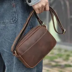 新品　 再入荷　天然牛革　本革 斜め掛け　肩掛け　ショルダーバッグ ブラウン