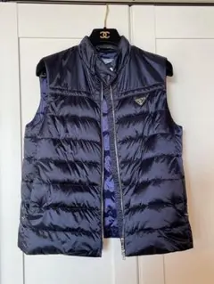 PRADA ダウンベスト レディース