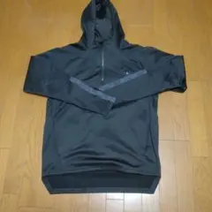 Puma フード付きブラックジャージ　Ｌ