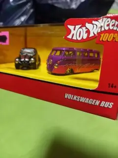 100％ホットウィール　40周年記念　フォルクスワーゲンセット　フレイムス