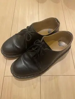Dr.Martens 3ホール