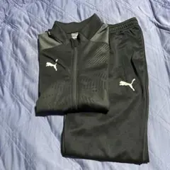 PUMA サッカーウェアセットアップ　ジャージトップスLサイズ　パンツXLサイズ