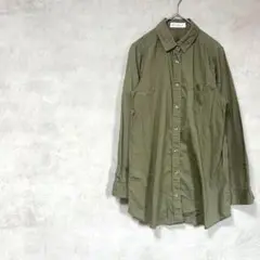 綿100%　長袖シャツ　緑系　バックギャザー　春秋冬　コットン